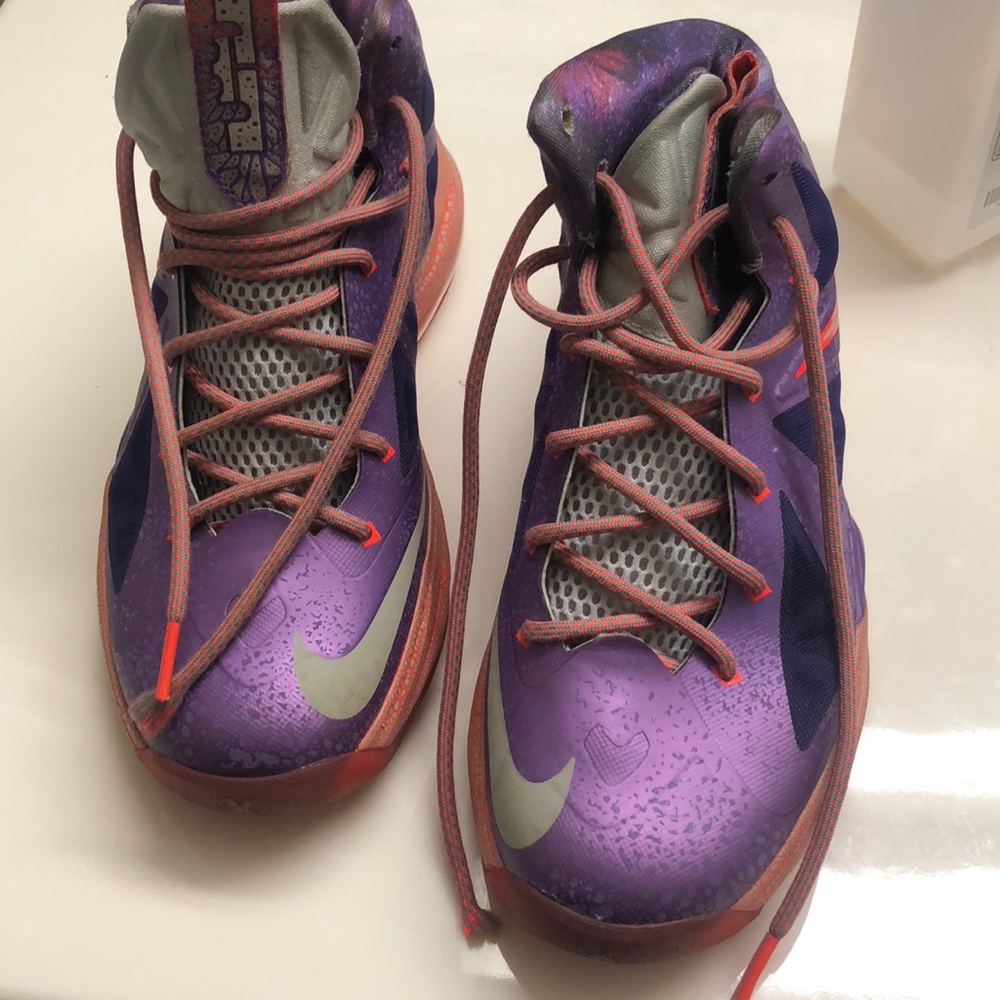 Lebrons - Picture 4 of 6